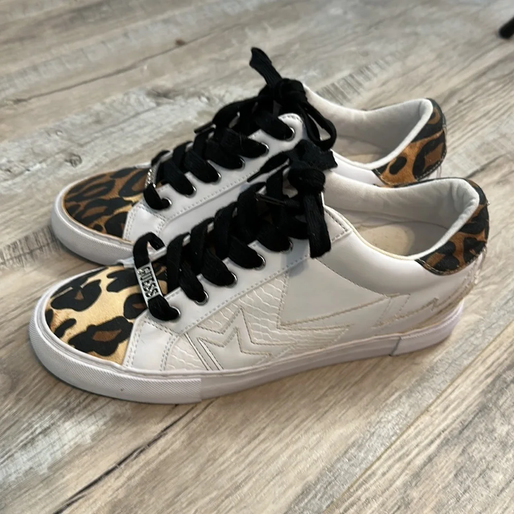 Guess Leopard Cheetah Print White Star Fashion Sneakers